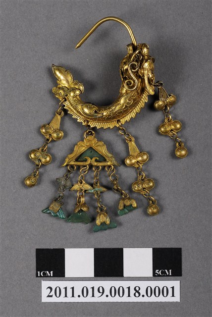 如意鑲翠龍紋耳墜 (共6張)