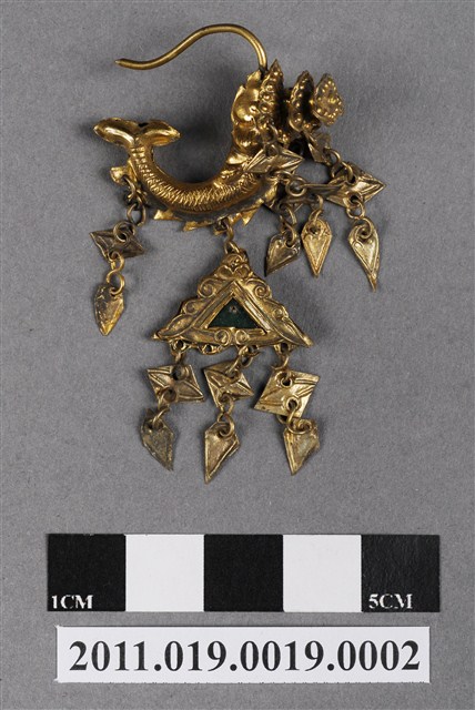 如意鑲翠魚戲蓮紋右耳墜 (共6張)