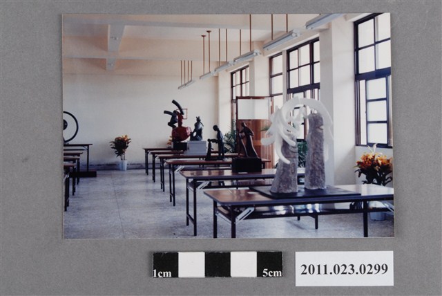 1993年台中縣校園雕塑建置計畫徵選作品模型照 (共2張)
