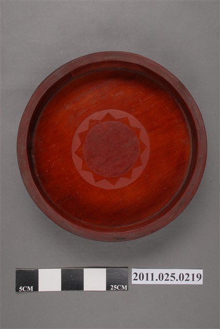 朱漆圓形中果盤 (共4張)