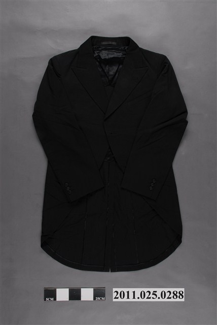 黑毛料燕尾禮服 (共8張)