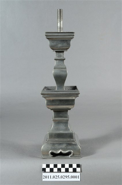 錫製燭臺 (共9張)
