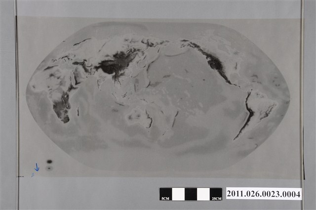 吳信政編輯世界地形圖之四 (共2張)