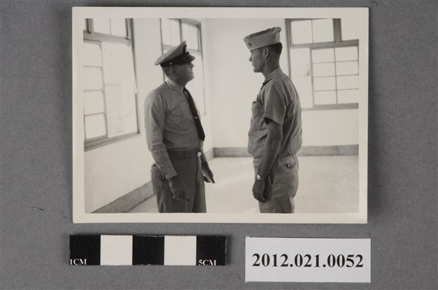 2位美軍軍官對望 (共2張)