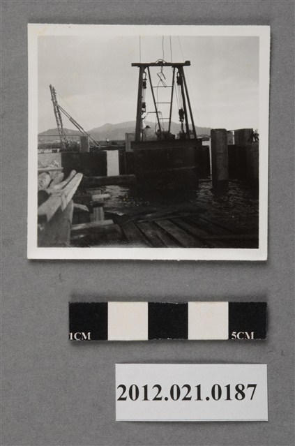 基地內水面吊掛工程 (共2張)