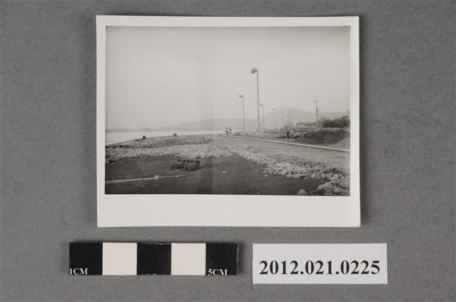 海軍基地碼頭海邊路燈 (共2張)