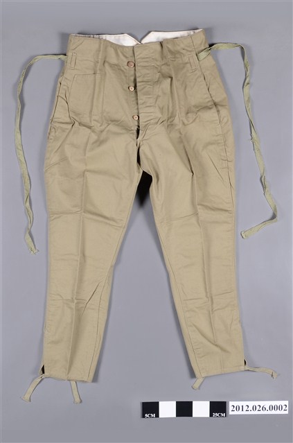 昭和18年制式日本軍服長褲 (共2張)