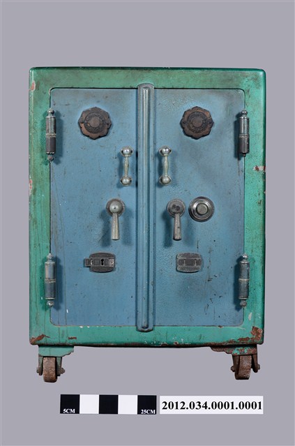 日本鏡谷商店製保險櫃 (共6張)