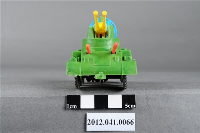 裝甲偵查車模型玩具 (共9張)