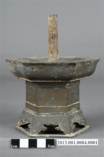 錫造六角燭臺(左款) (共7張)