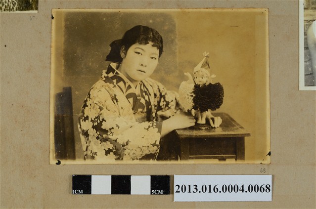 女子獨照 (共1張)