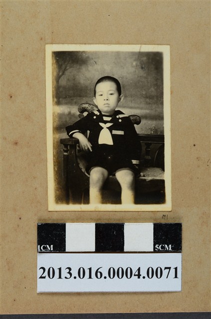 男童獨照 (共1張)