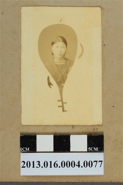 女子獨照 (共1張)