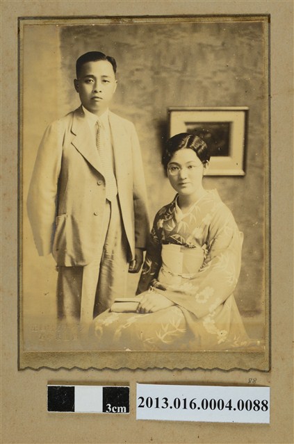 男女合照 (共1張)