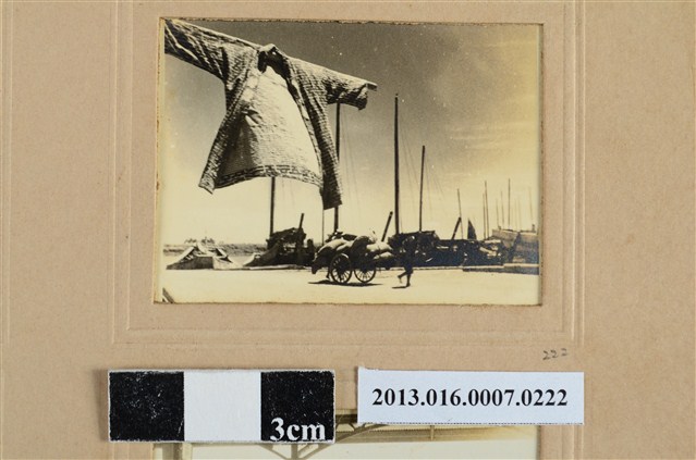 碼頭一景 (共1張)