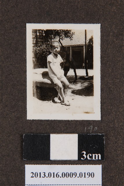 男童獨照 (共1張)