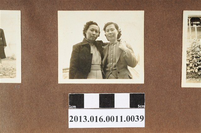 2名女子合照 (共2張)
