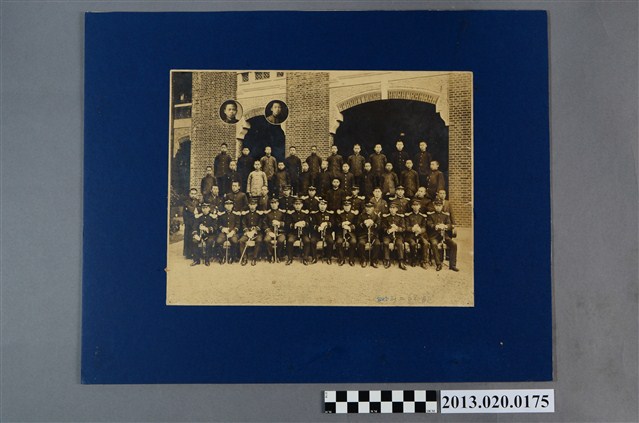 臺北第二師範學生合影 (共2張)