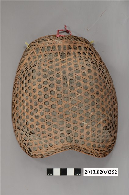 竹編龜甲笠 (共4張)