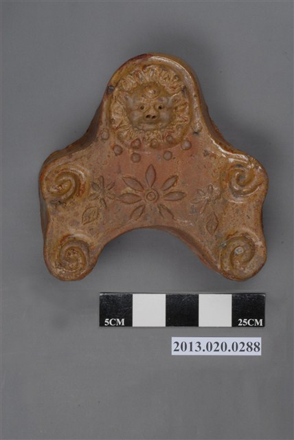 南投窯獸面雲紋鬼瓦 (共4張)