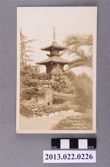 美國加州好萊塢山城日式寶塔 (共2張)