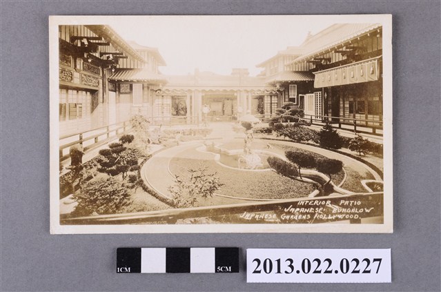 美國加州好萊塢山城建築與庭園 (共2張)