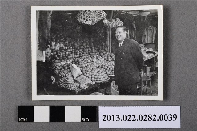 川崎秀二獨照 (共2張)