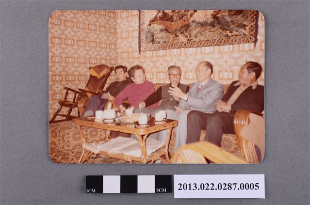 張星賢夫婦等5人合照 (共2張)