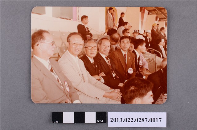 張星賢等5人合照 (共2張)