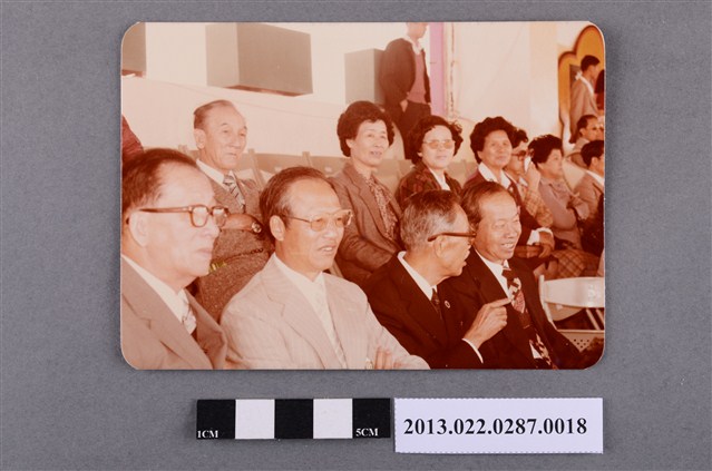 張星賢剪影 (共2張)