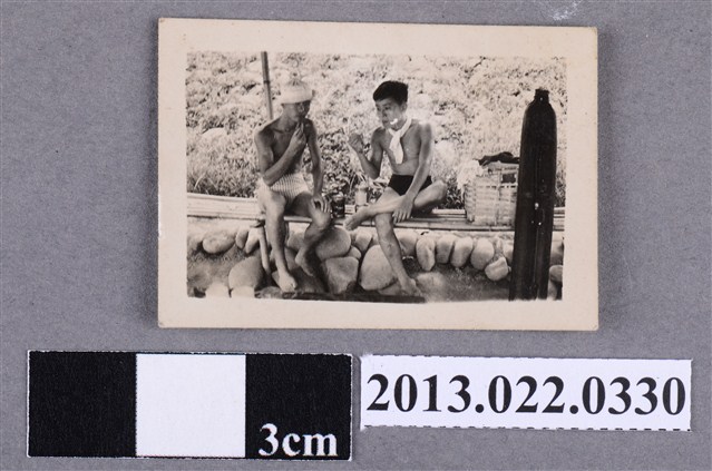 張星賢表弟與長子合照 (共2張)