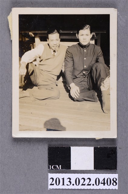 張星賢與友人於日本合照 (共2張)