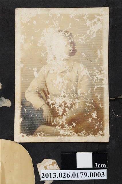 女子獨照 (共1張)