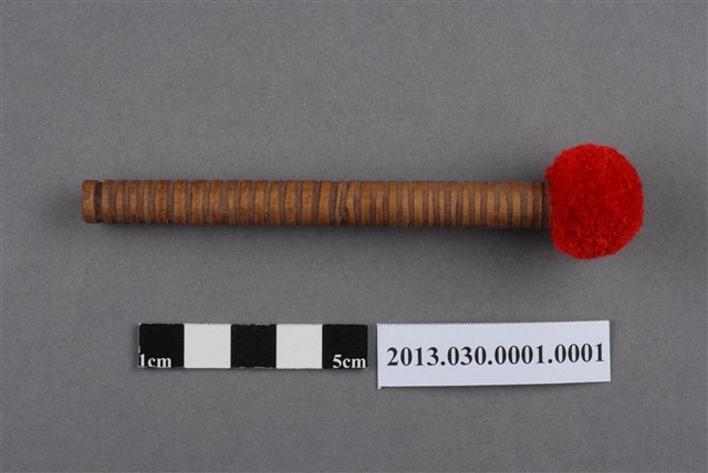 泰雅族耳飾之一 (共4張)