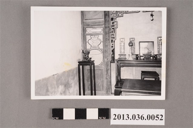 李錫金家建築（陵茂大厝公廳）黑白照片（李守仁先生攝） (共2張)