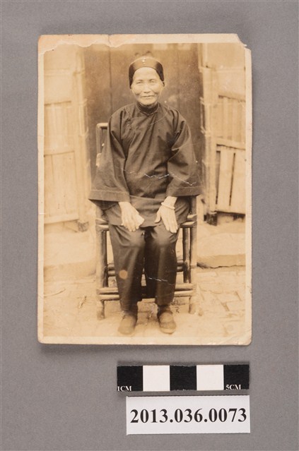 李德生先生家人相片（竹北外曾祖母） (共2張)