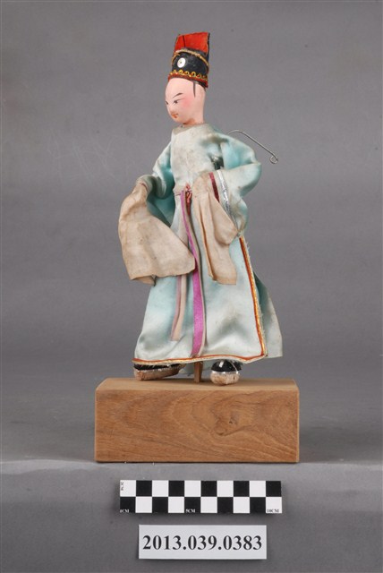 紙糊水青色內祀官員人偶 (共9張)