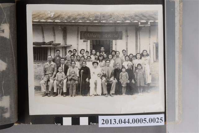 結婚紀念家族合照 (共2張)