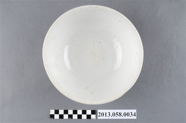 彩釉喜字石榴紋碗 (共6張)