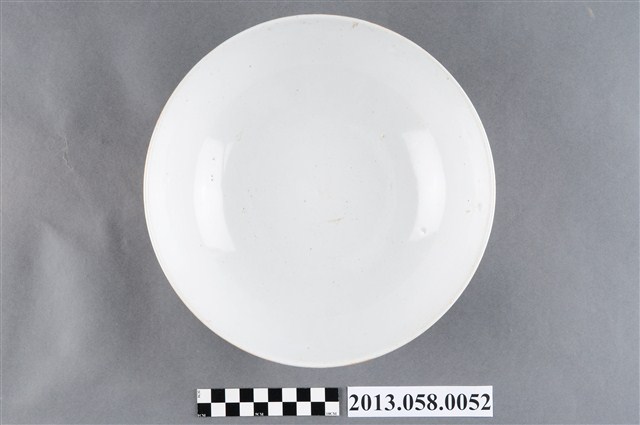 彩釉桃紋碗 (共6張)