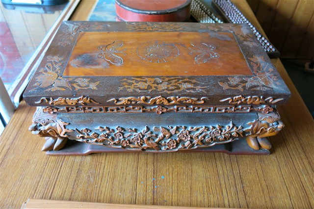 木刻「茄苳入石」宣爐几 (共17張)