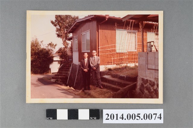 與南商日籍教師合影其一 (共5張)