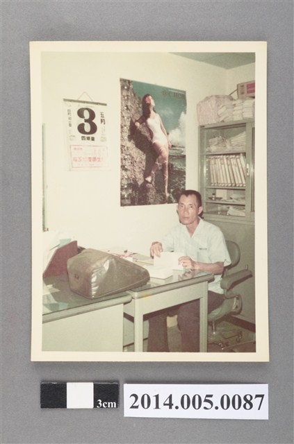 吳錦煌先生個人照 (共2張)