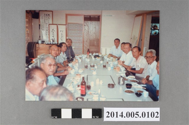 台南市港公學校第八回卒業丙組同級會紀念照片 (共2張)