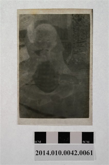 男子與童 (共2張)