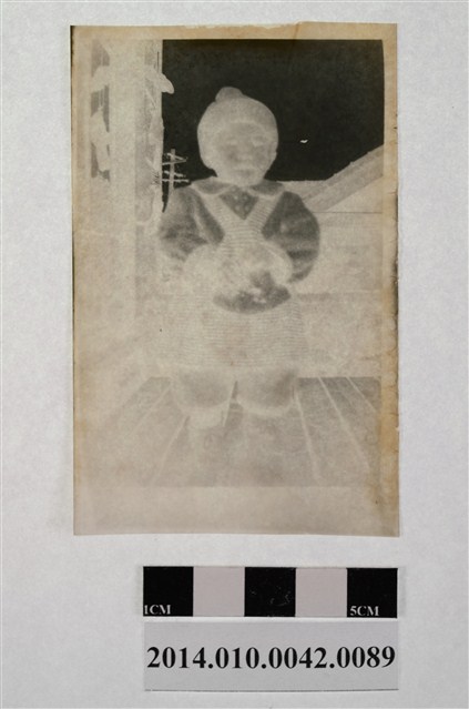 孩童獨照 (共2張)