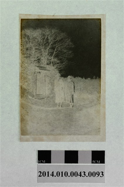 兩女合照 (共2張)