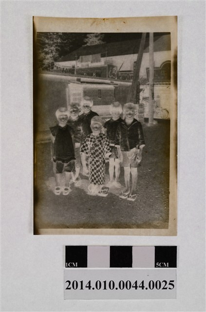 東京大久保六童合照 (共2張)