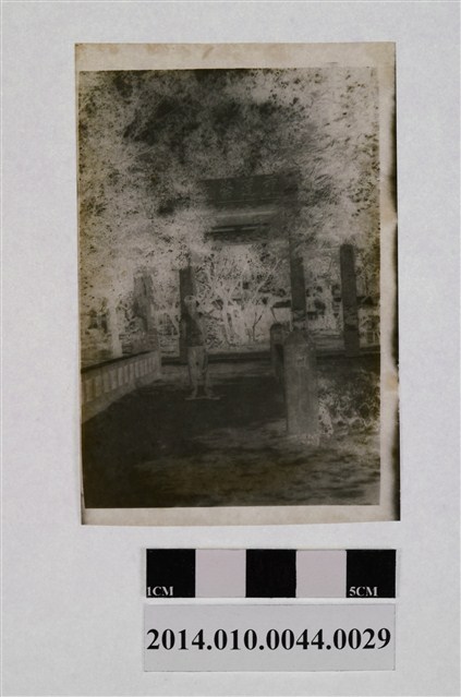 臺南重道崇文坊男子獨照 (共2張)