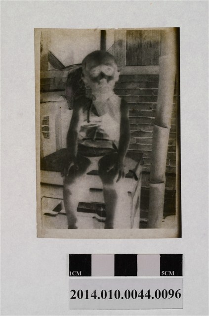 孩童獨照 (共2張)